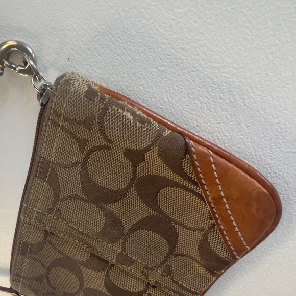 Coach Signature Jacquard Wristlet Leather Trim - Picture 7 of 10